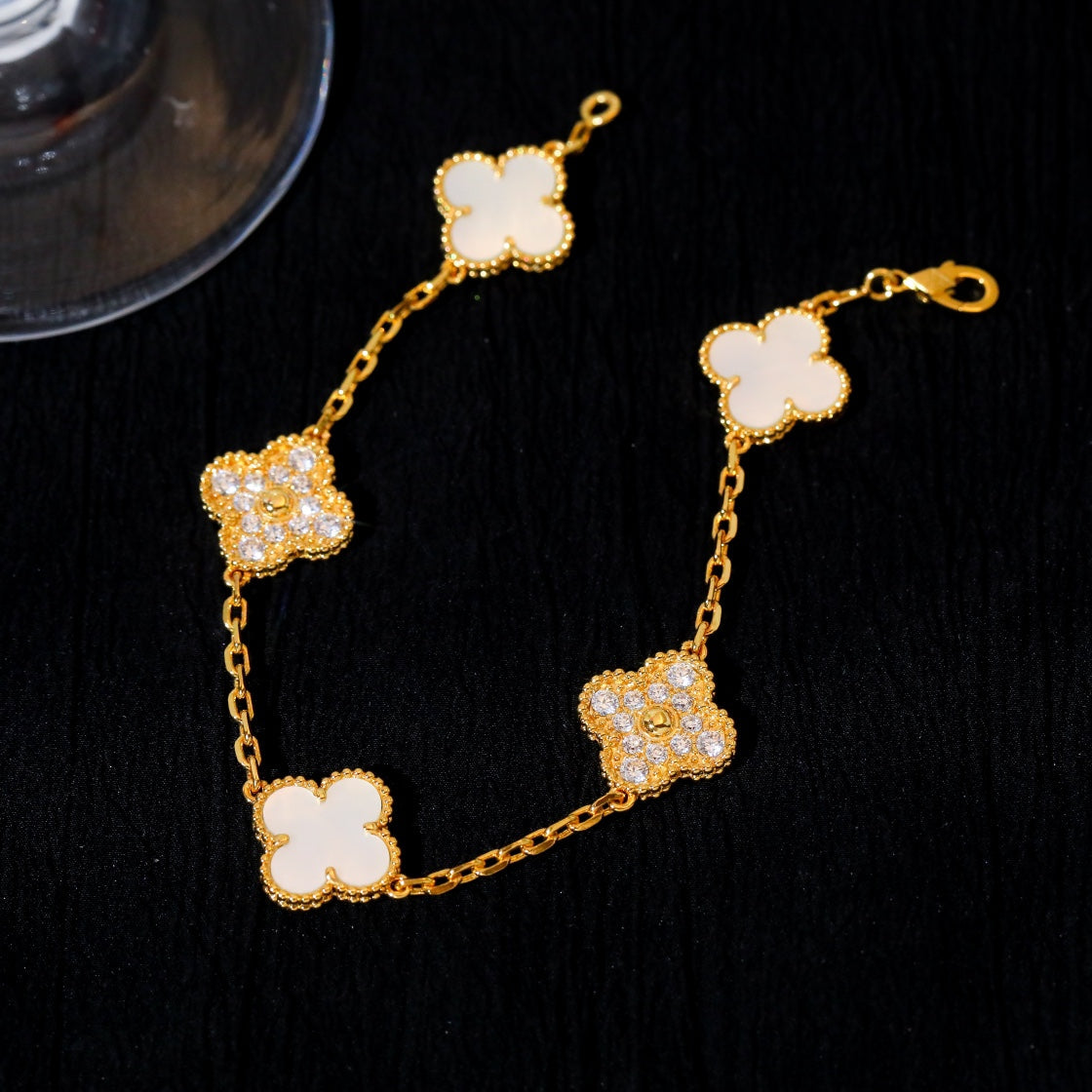 [Mystic]CLOVER BRACELET 5 MOTIF WHITE MOP DIAMOND