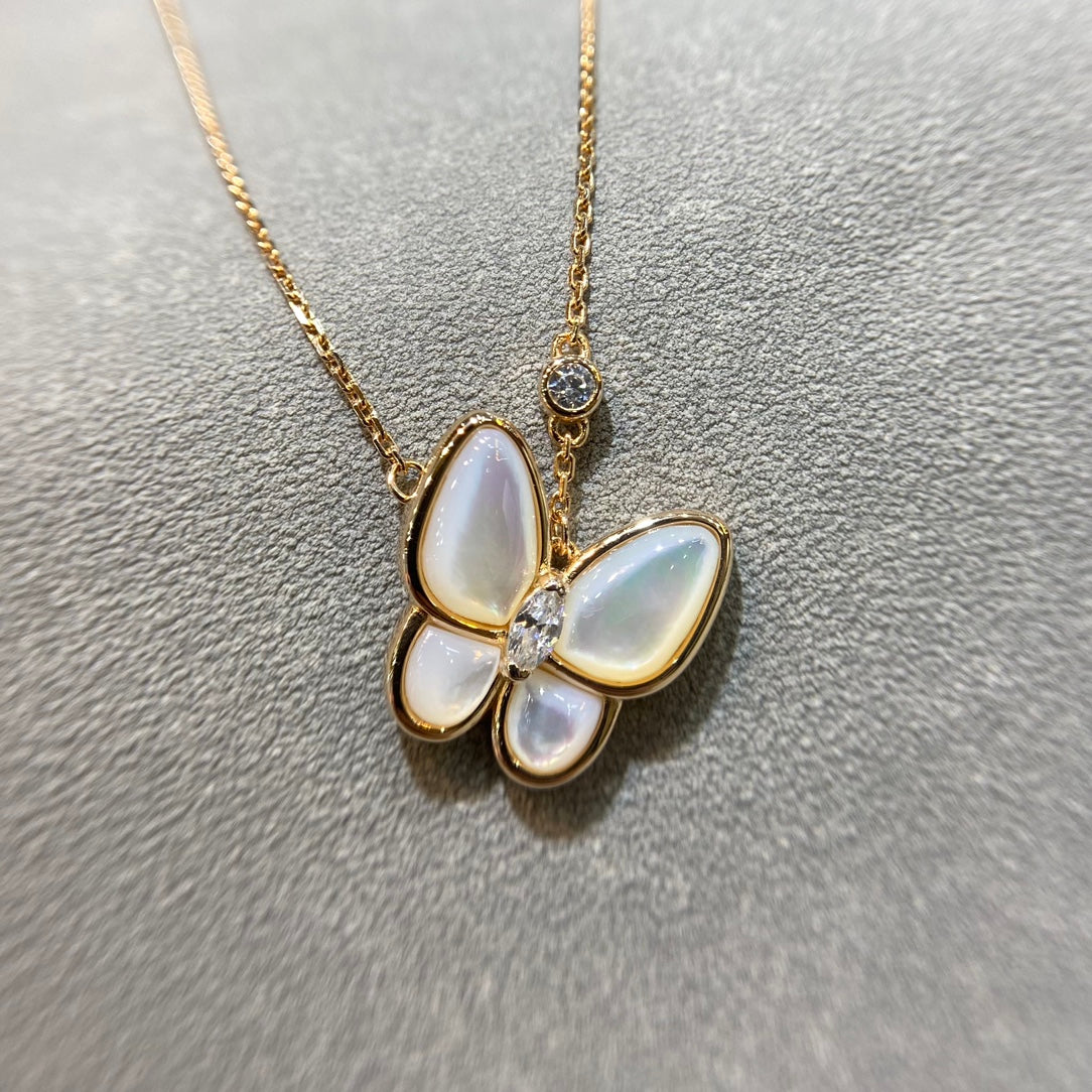 [Mystic]BUTTERFLY MOP DIAMOND NECKLACE