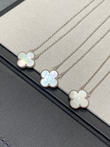 [Mystic]CLOVER MEDIUM SILVER WHITE MOP NECKLACE