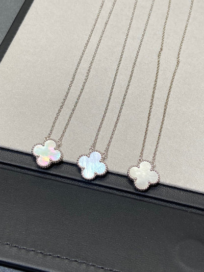 [Mystic]CLOVER MEDIUM SILVER WHITE MOP NECKLACE