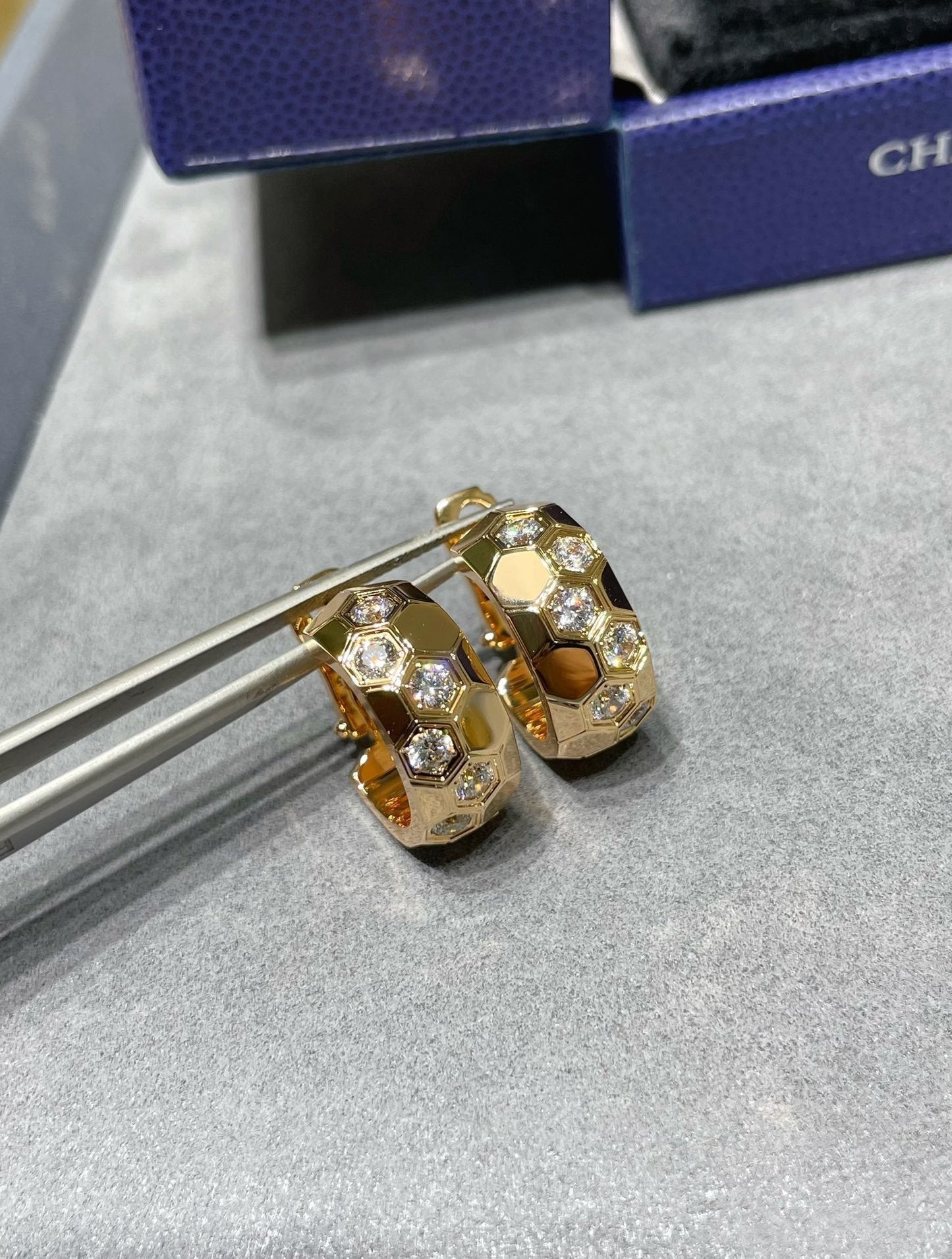 [Mystic]BEE LOVE DIAMOND HOOP EARRINGS