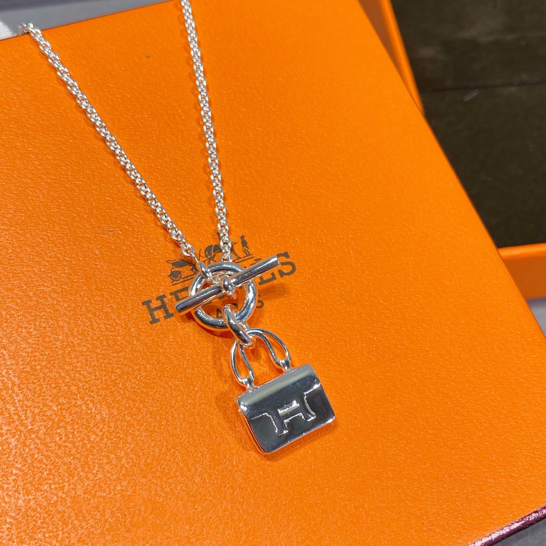 [ミスティック]コンスタンス ペンダント シルバーネックレス