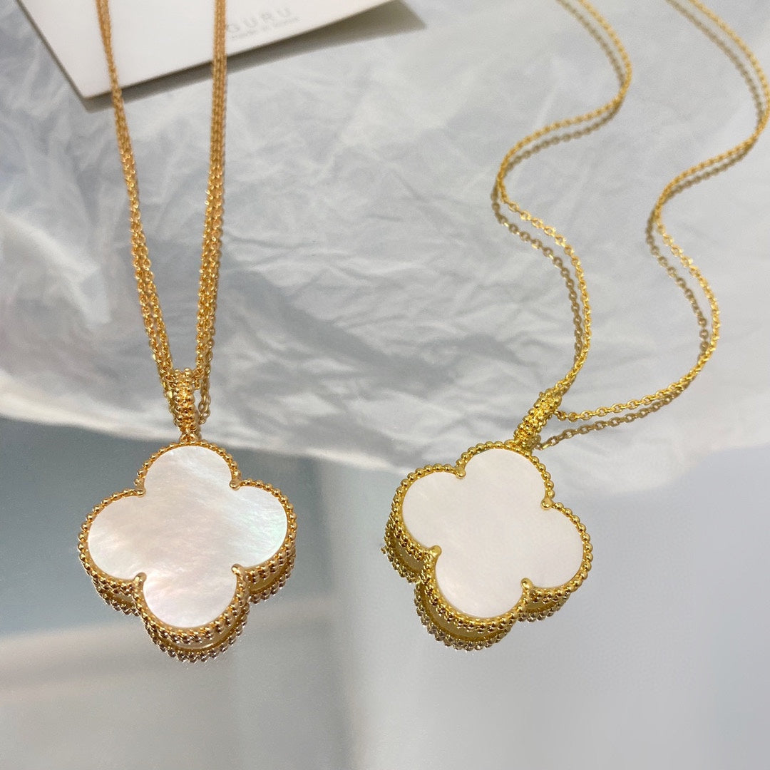 [Mystic]CLOVER 25MM MOP LARGE PENDANT NECKLACE