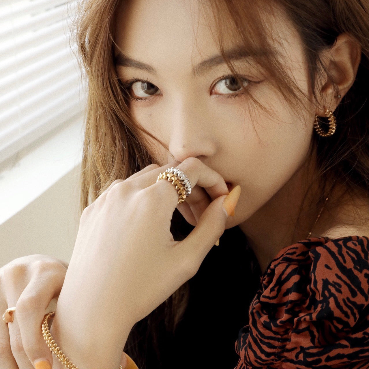 [Mystic]CLASH SMALL HOOP EARRINGS