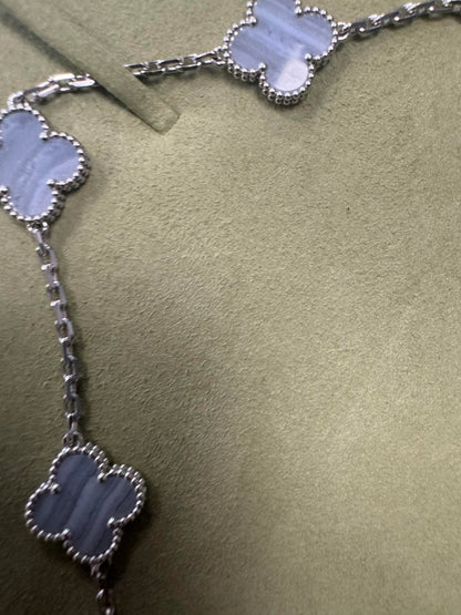 [Mystic]CLOVER 10 MOTIFS BLUE CHALCEDONY NECKLACE