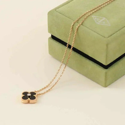[Mystic]CLOVER 15MM DIAMOND ONYX NECKLACE