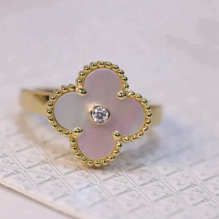 [Mystic]CLOVER PINK MOP RING GOLD DIAMOND