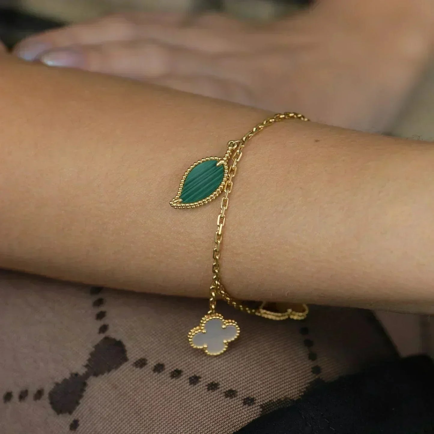[Mystic]LUCKY SPRING 5 MOTIF GOLD BRACELET
