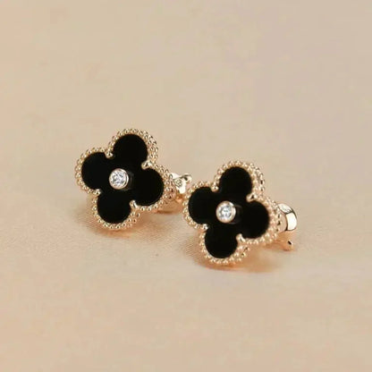 [Mystic]CLOVER MEDIUM 1 MOTIFS ONYX DIAMOND EARRINGS