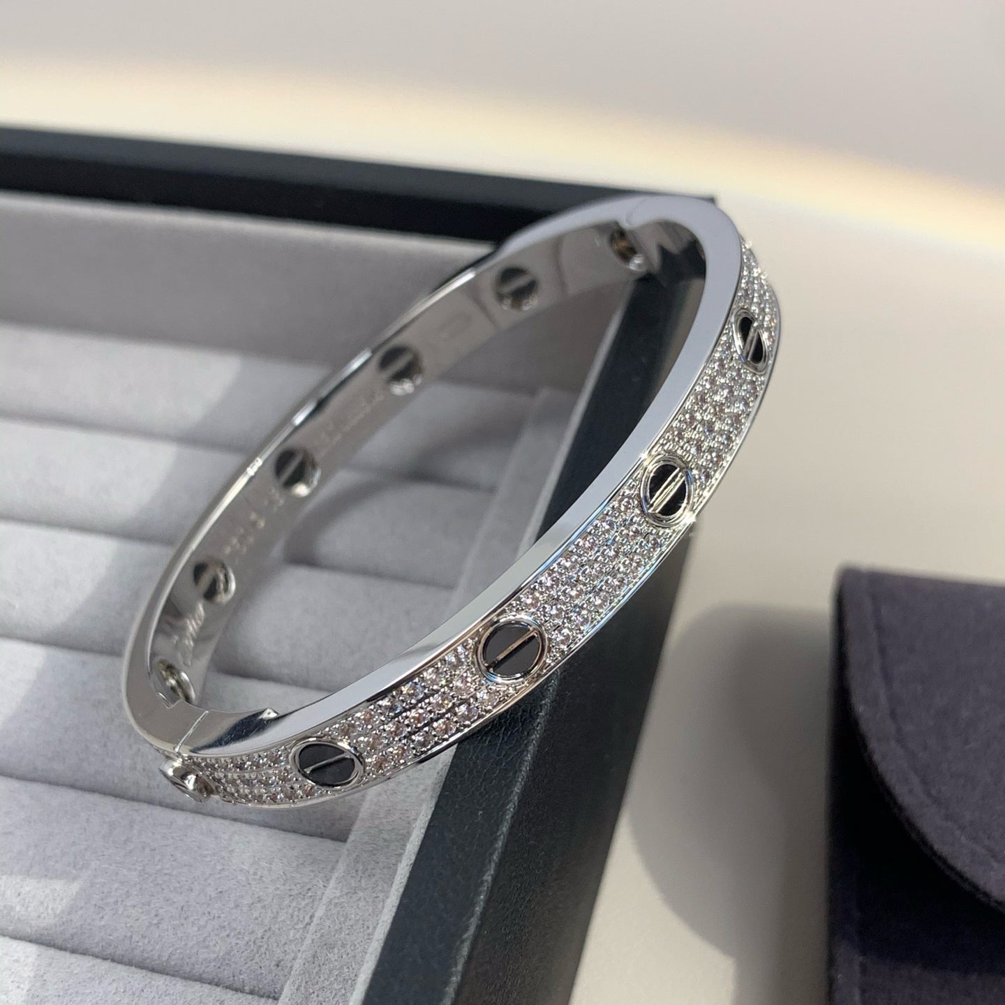 [Mystic]LOVE BRACELET 6.1MM DIAMOND-PAVED CERAMIC