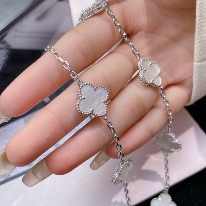 [Mystic]CLOVER 10 MOTIFS WHITE MOTHER OF PEARL NECKLACE