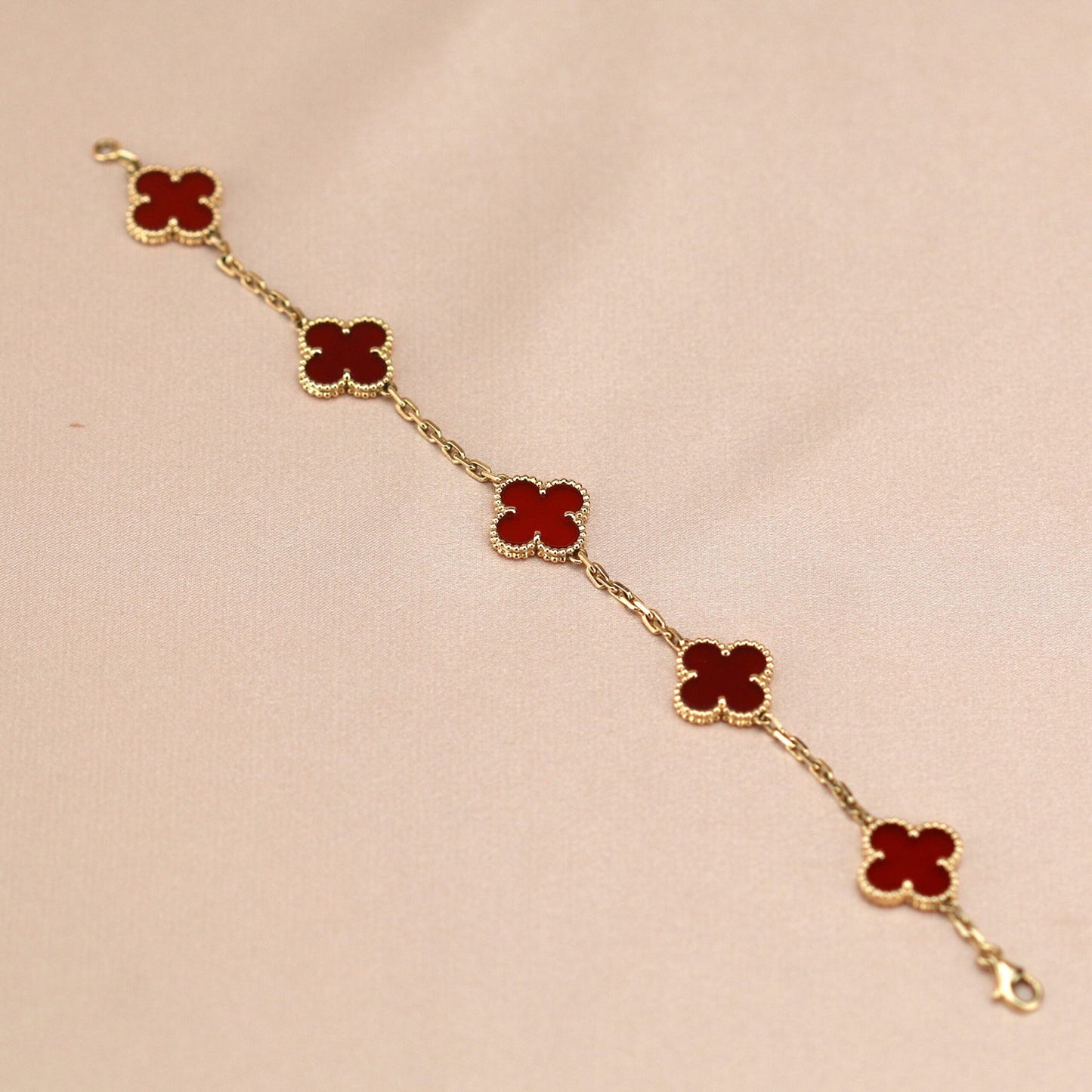 [Mystic]CLOVER 5 MOTIFS RED AGATE  BRACELET