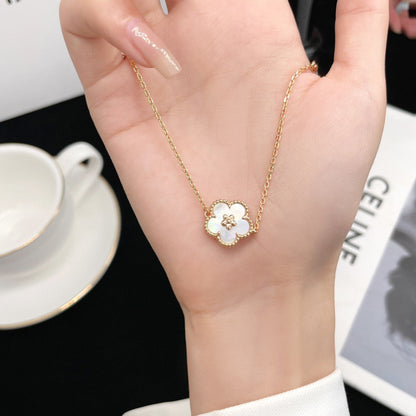 [Mystic]LUCKY  WHITE MOP  PLUM BLOSSOM NECKLACE