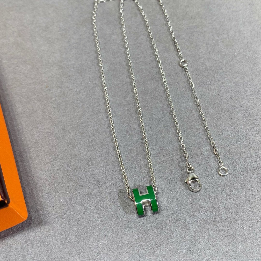 [Mystic]POP H GREEN NECKLACE SILVER AND GOLD