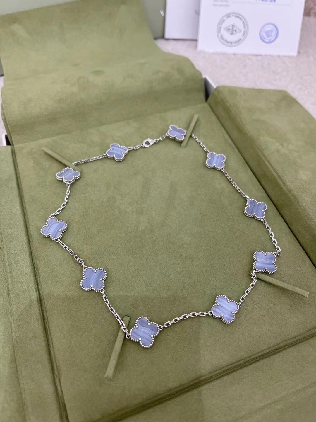 [Mystic]CLOVER 10 MOTIFS BLUE CHALCEDONY NECKLACE