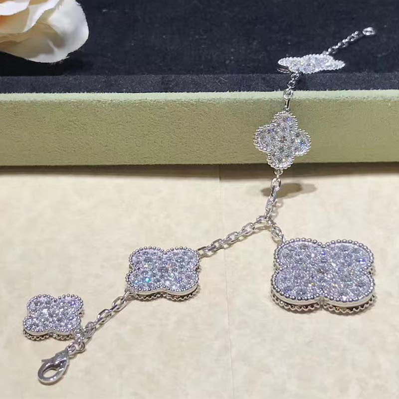 [Mystic]CLOVER 6 MOTIFS SILVER DIAMOND BRACELET