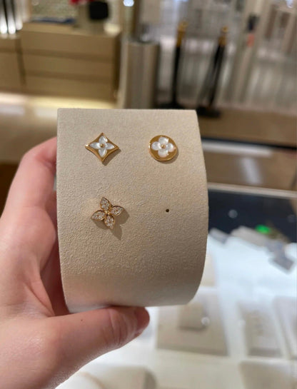 [Mystic]STAR BLOSSOM STUD EARRINGS PINK GOLD DIAMONDS