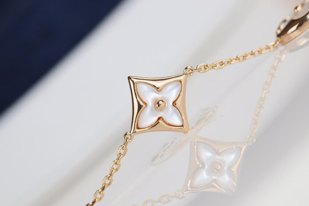 [Mystic]LEAF CLOVER BRACELET