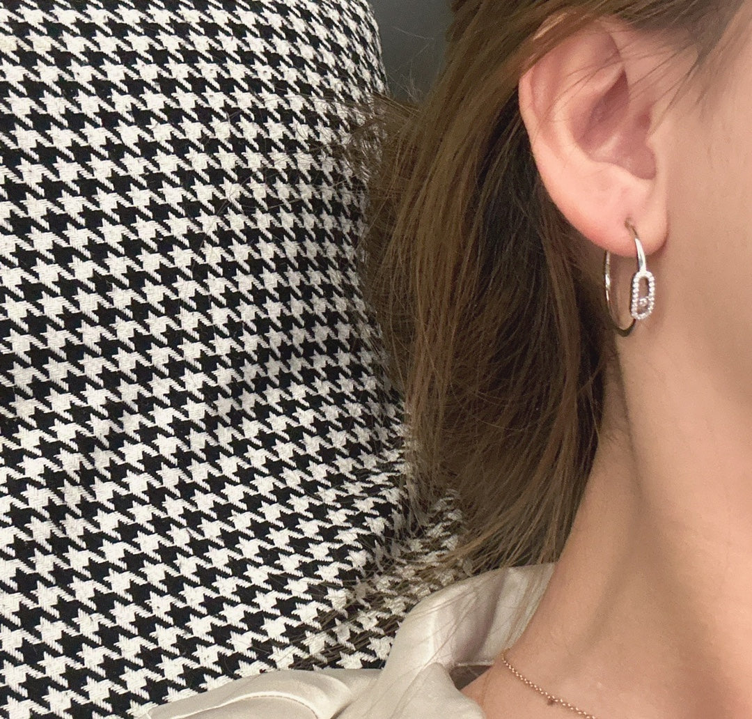 [Mysitc] CREOLES MOVE UNO PM DIAMOND EARRINGS
