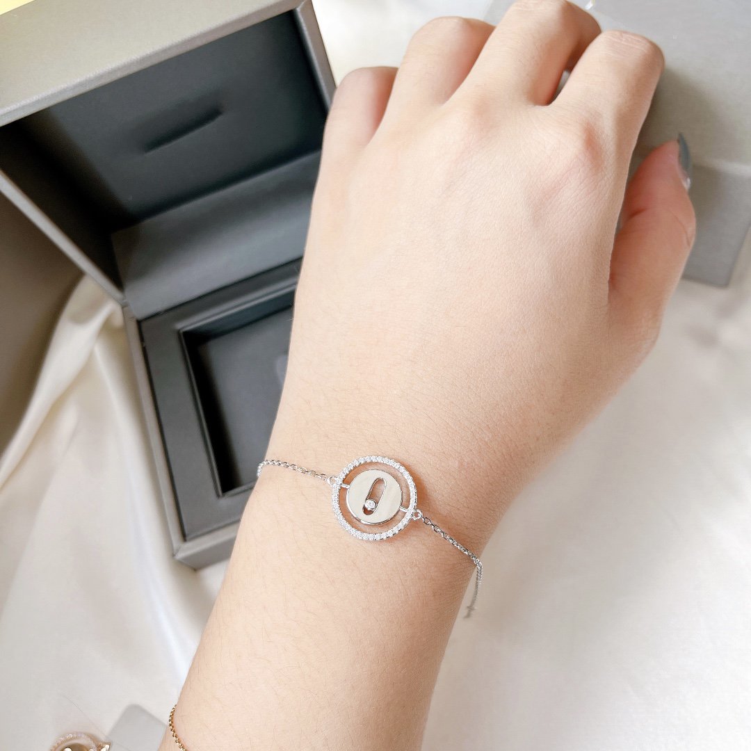 [Mysitc]  MOVE PAVED DIAMOND BRACELET