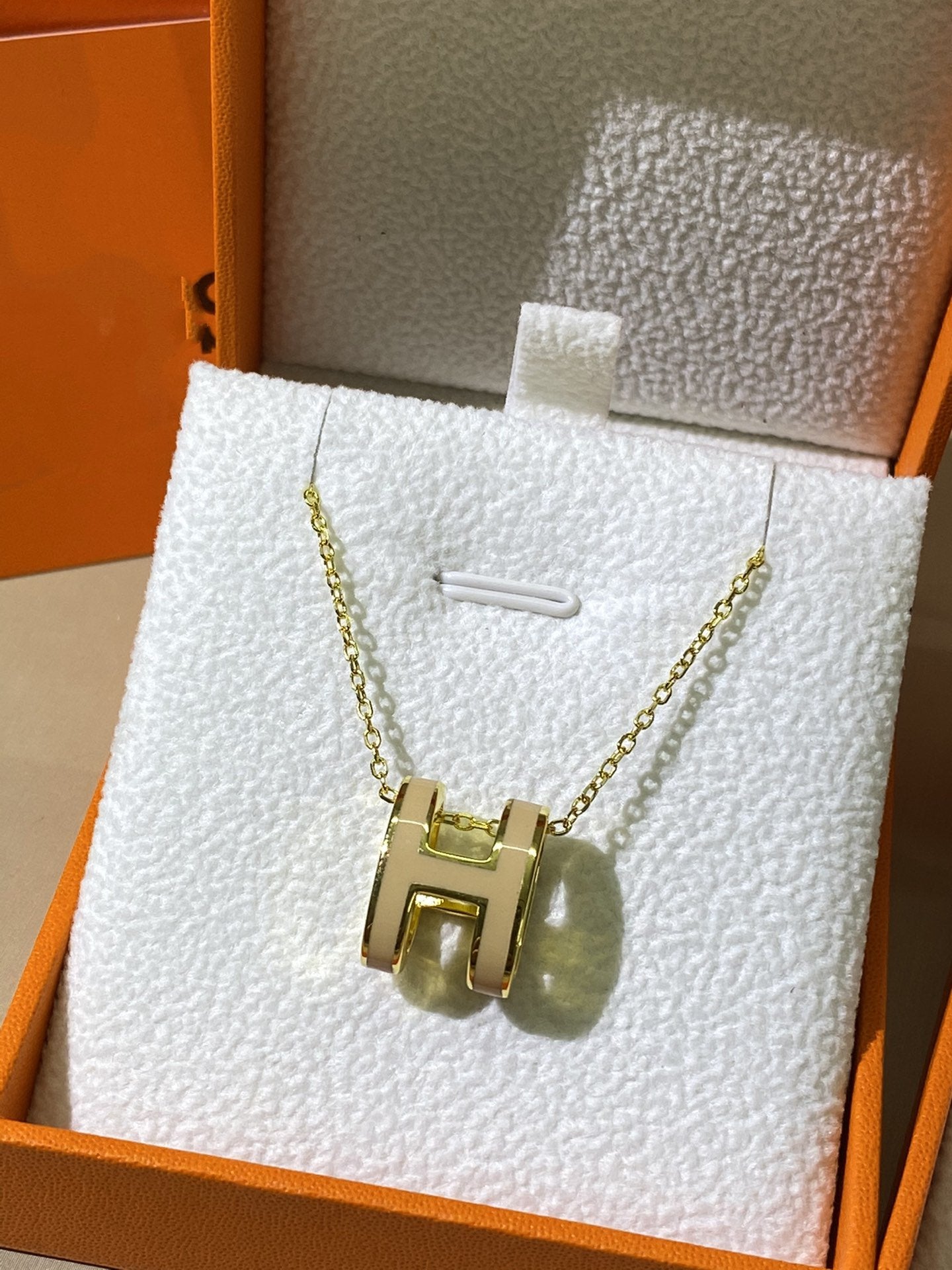 [Mystic]HM CLIC YELLOW ENAMEL GOLD NECKLACE