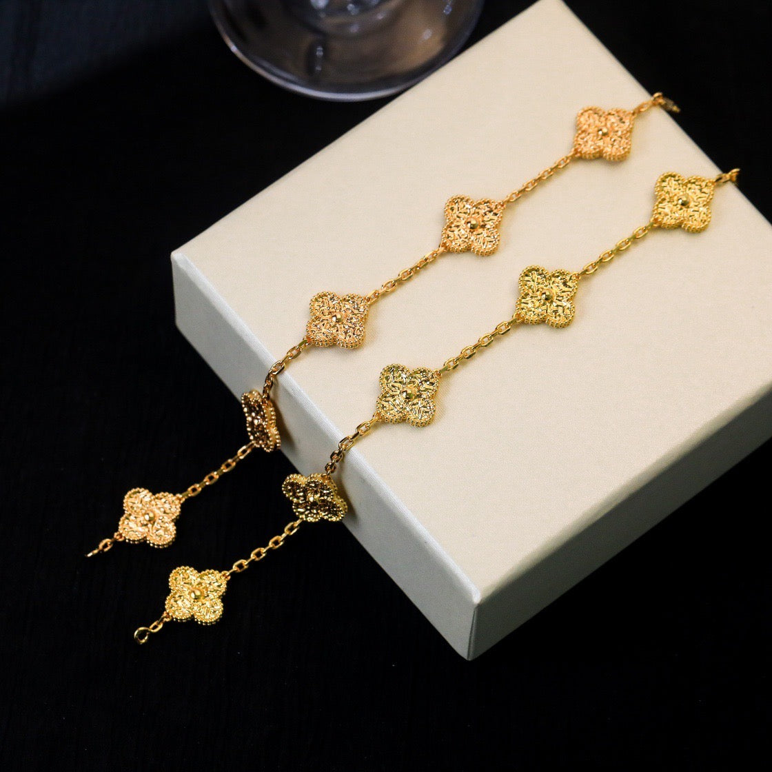 [Mystic]CLOVER 5 MOTIFS BRONZING BRACELET