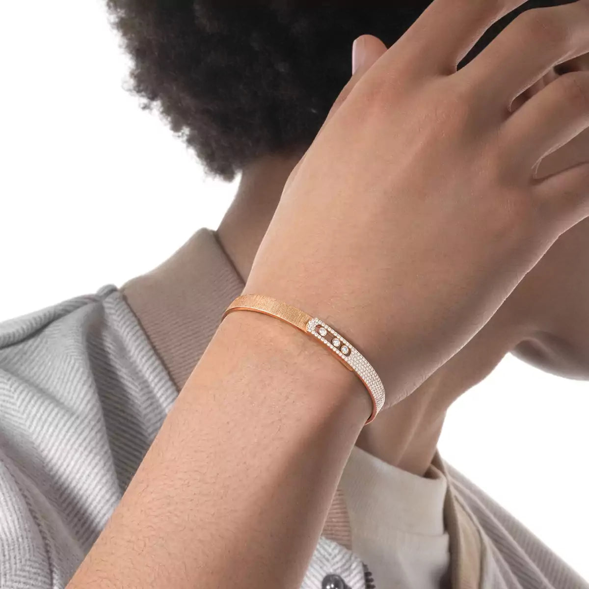 [Mysitc] Move Noa Ciselé half pavé bangle