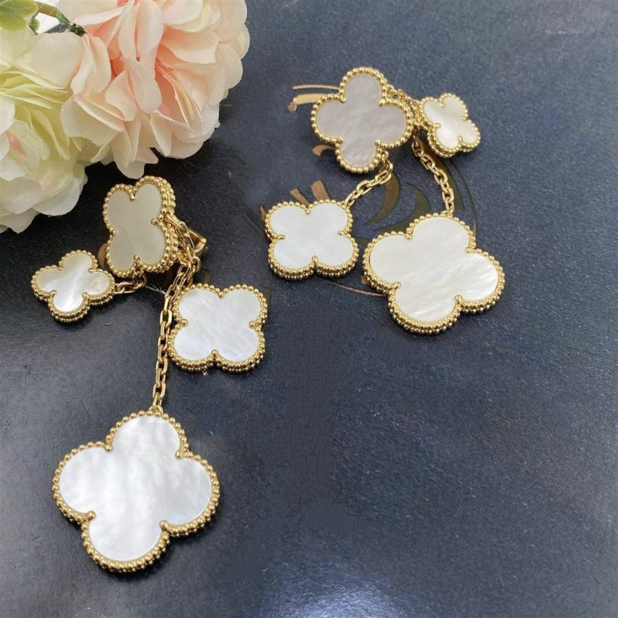 [Mystic Crown]CLOVER EARRINGS WHITE MOP 4 MOTIFS GOLD