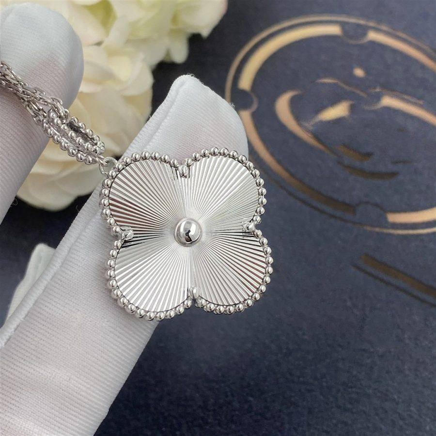 [Mystic]CLOVER 25MM SILVER BIG CLOVER NECKLACE