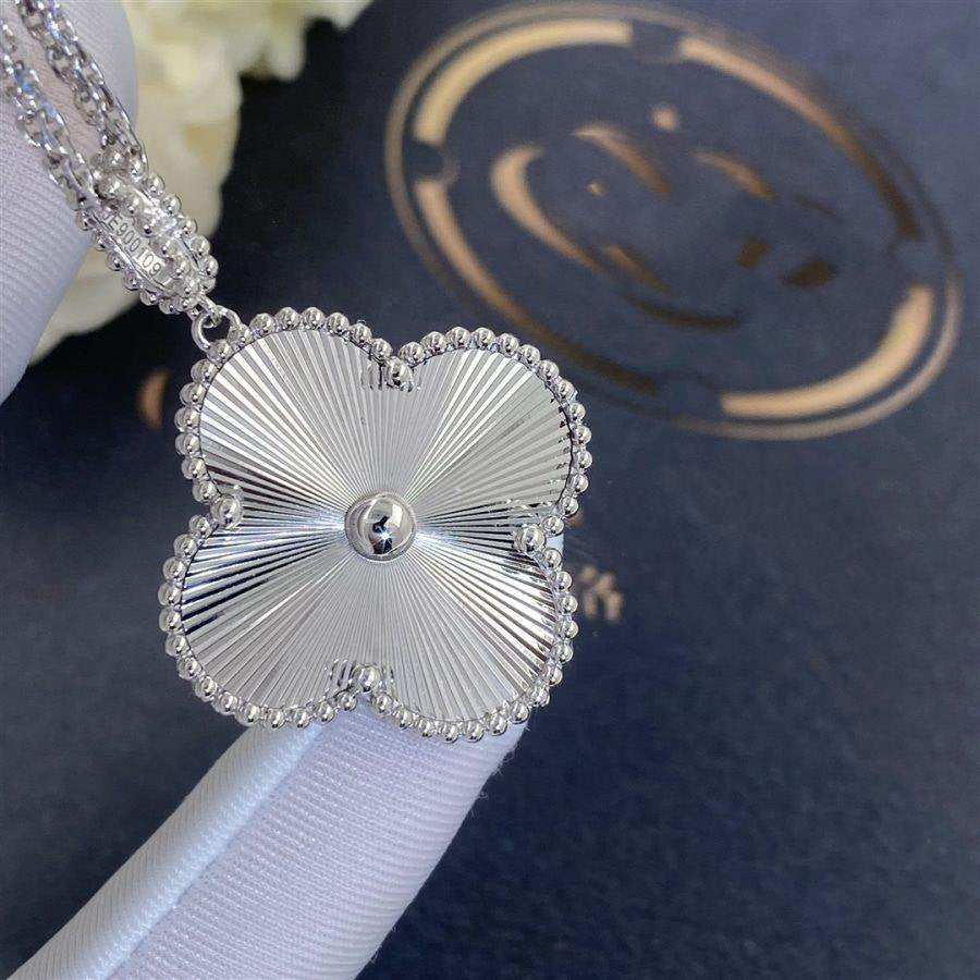[Mystic]CLOVER 25MM SILVER BIG CLOVER NECKLACE