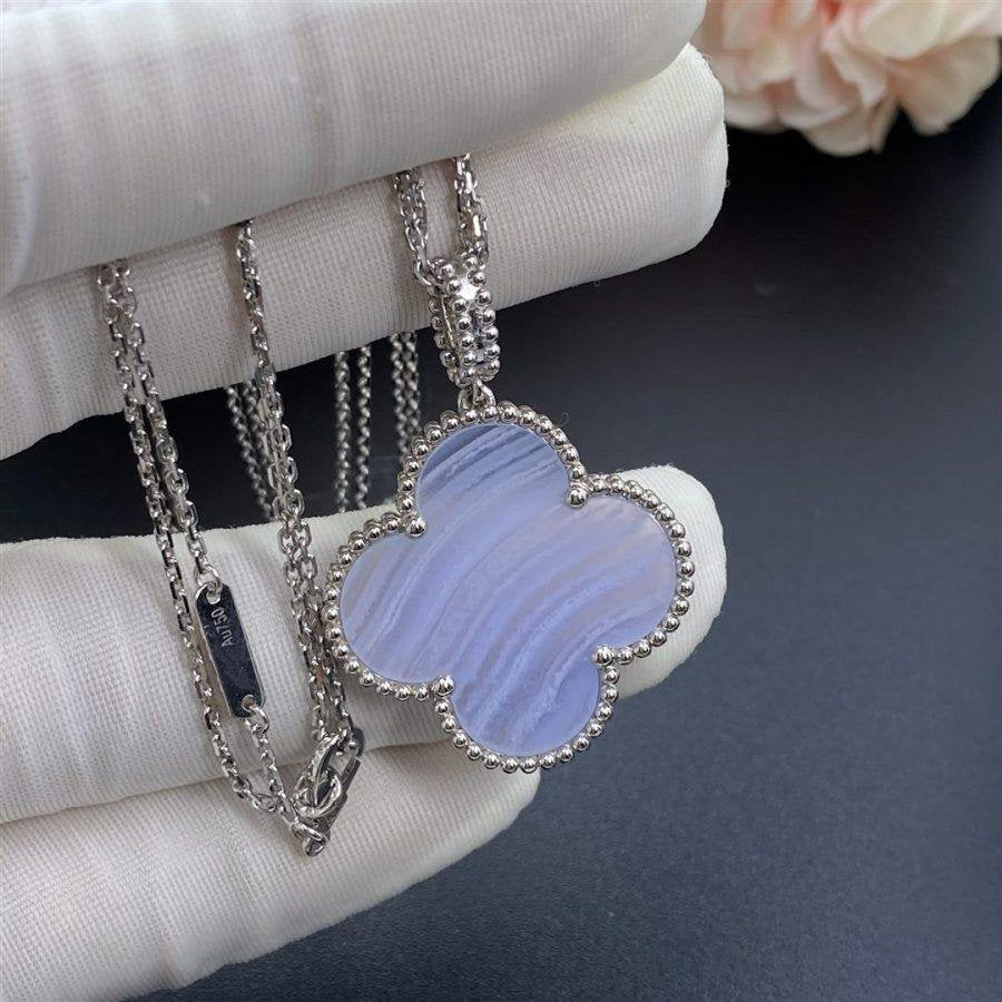 [Mystic]CLOVER SILVER CHALCEDONY BIG CLOVER NECKLACE