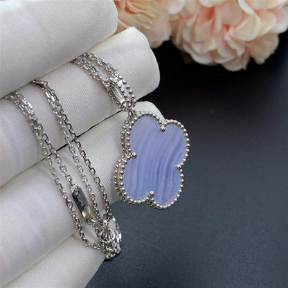[Mystic]CLOVER SILVER CHALCEDONY BIG CLOVER NECKLACE