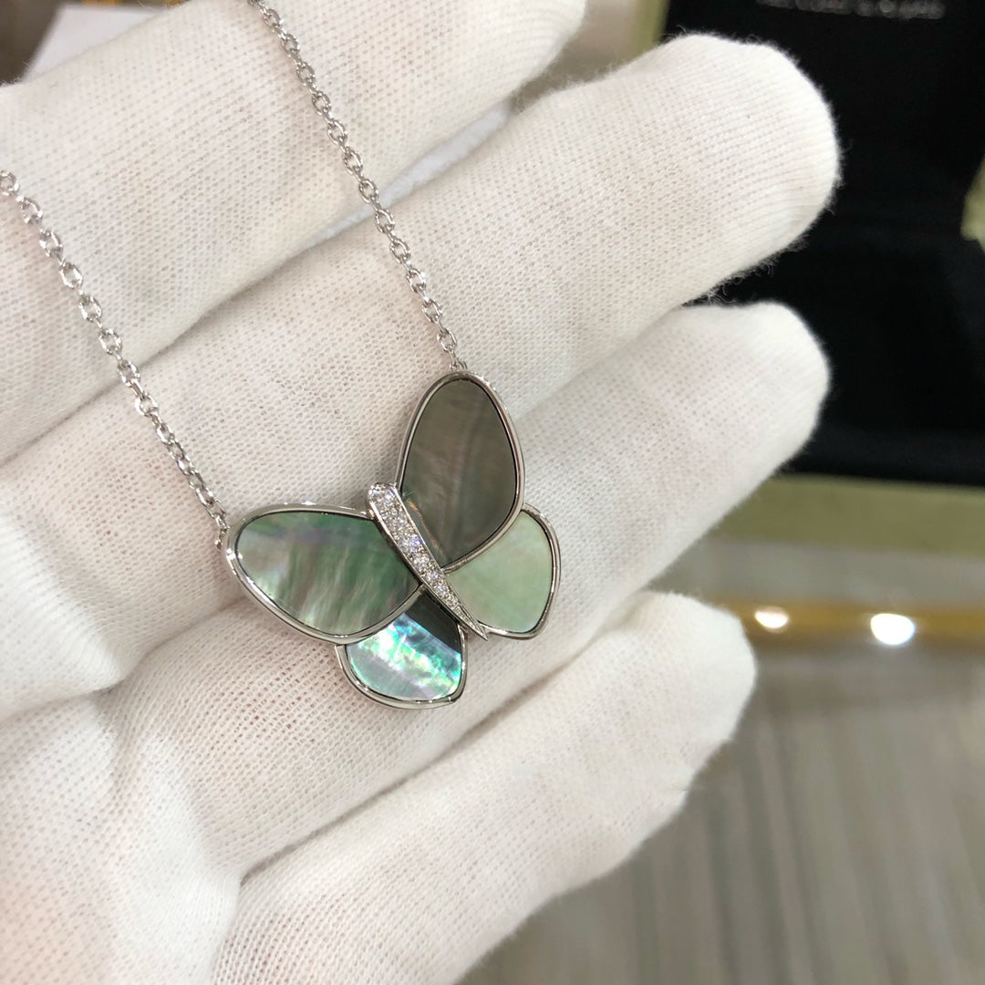 [Mystic]LARGE BUTTERFLY SILVER PENDANT DIAMOND NECKLACE