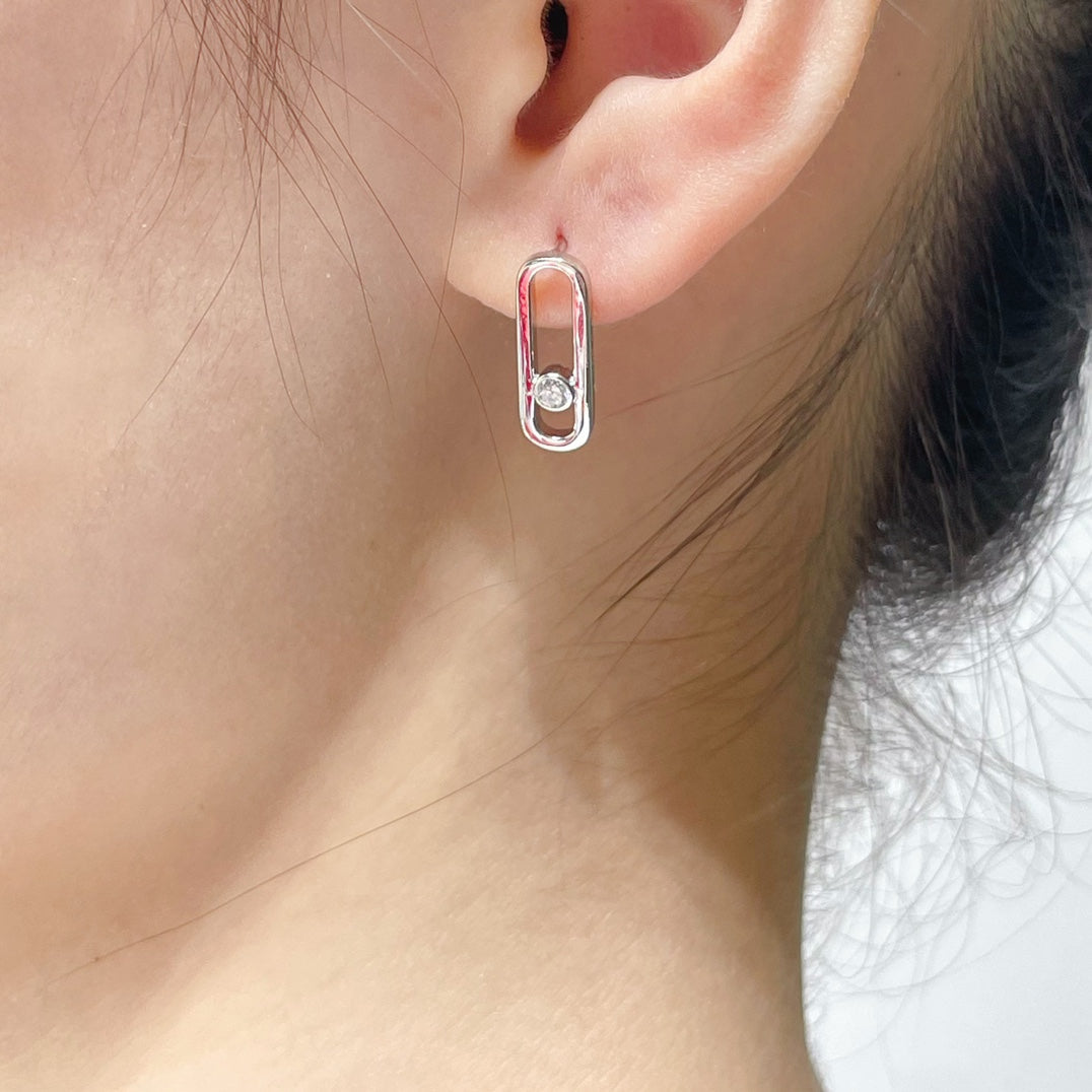 [Mysitc] MOVE UNO SMALL 1 DIAMOND EARRINGS