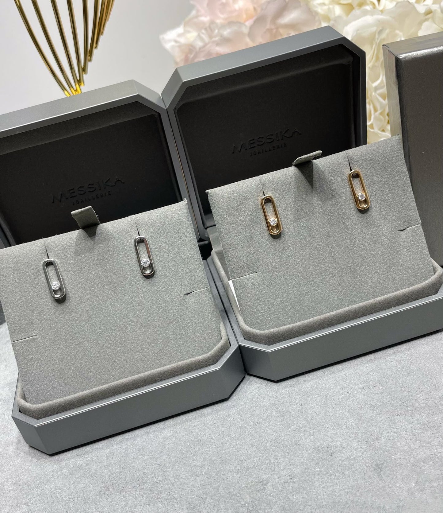 [Mysitc] MOVE UNO SMALL 1 DIAMOND EARRINGS