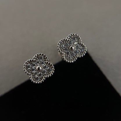 [Mystic]CLOVER MINI DIAMOND STUD EARRINGS