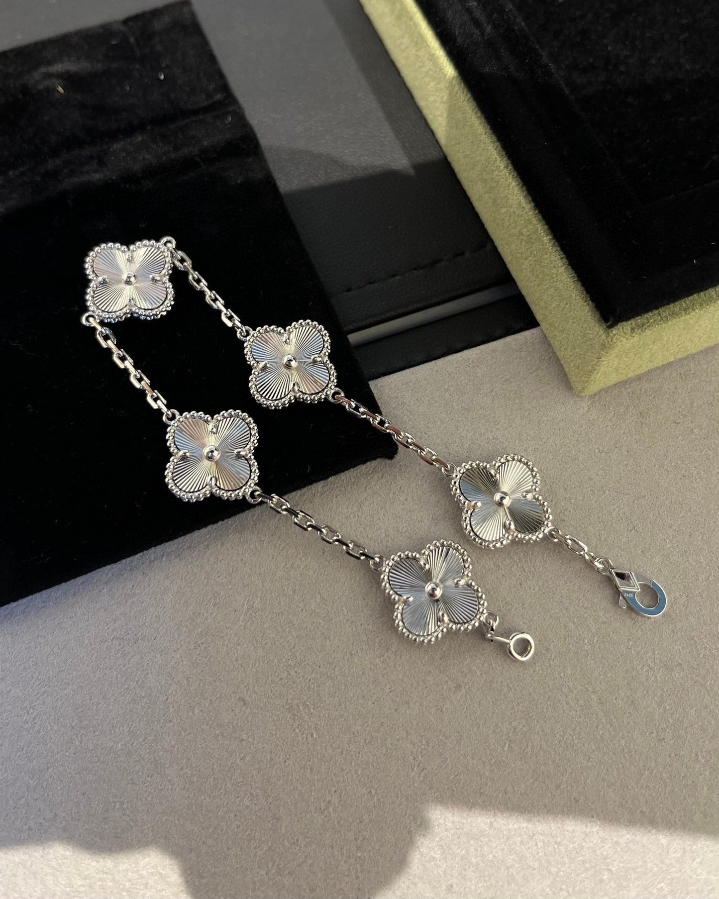 [Mystic]CLOVER SILVER 5 MOTIFS BRACELET